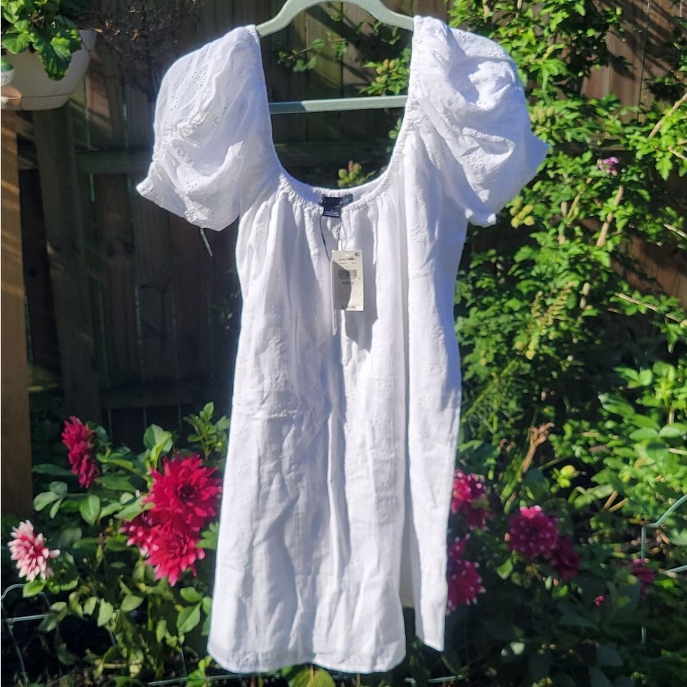 White Summer Dress‎